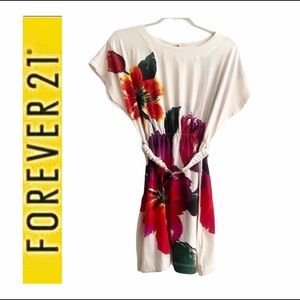 🍒Gorgeous Floral Dress with belt